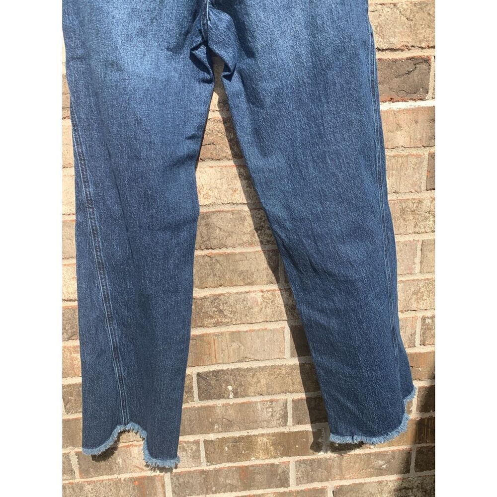 Take 50% OFF- Tim and Tru Women’s Dark Blue Jeans, Size-10 - Picture 10 of 11
